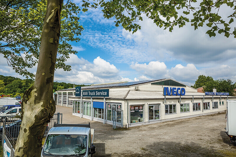 Gründung Wolters Nutzfahrzeuge GmbH und Neubau in Kalkar